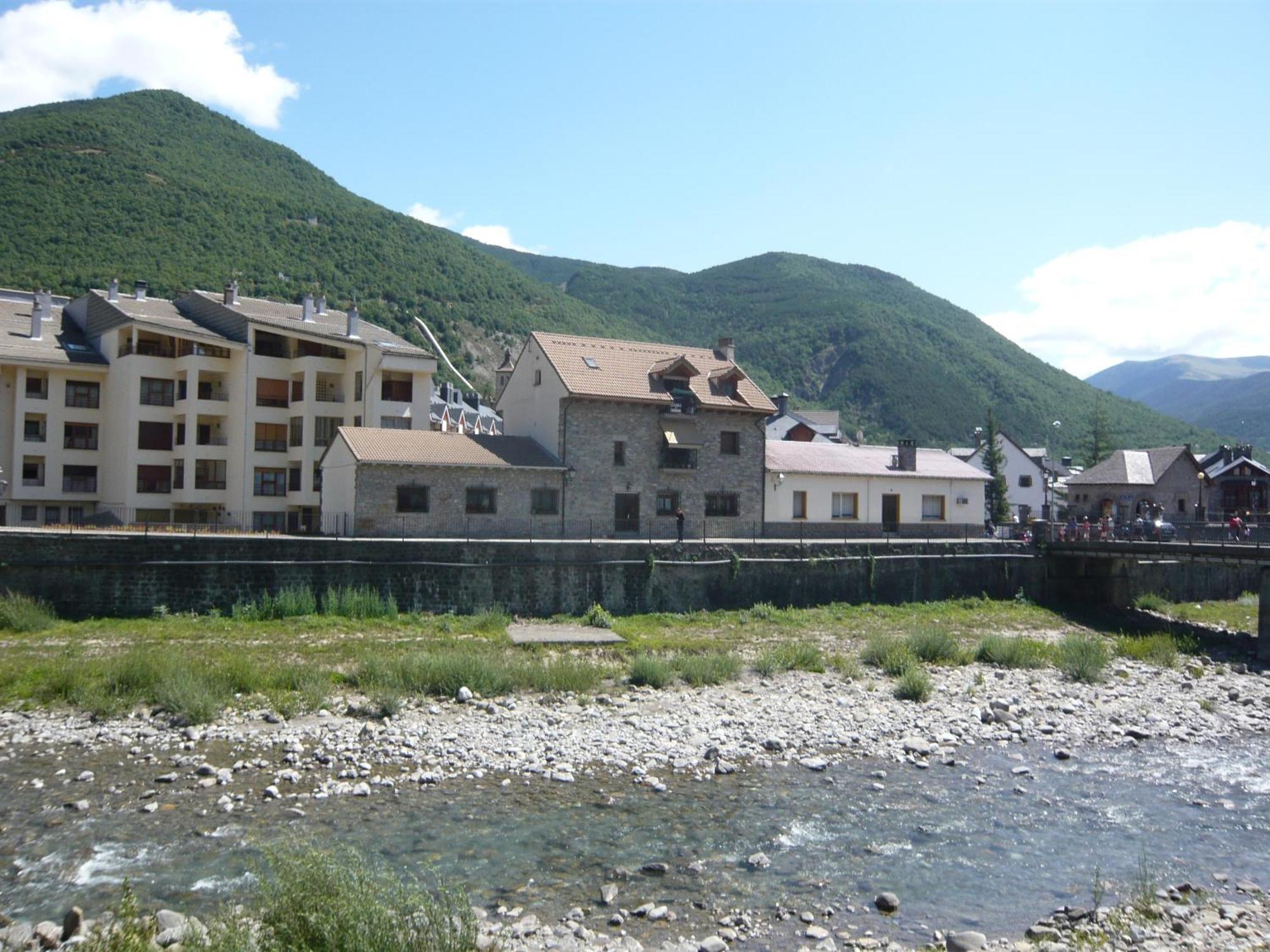 Biescas-Pirineo-Relax Apartman Kültér fotó